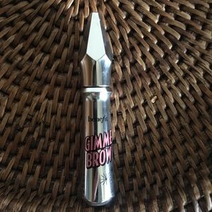 Benefit gimme brow 03 full size